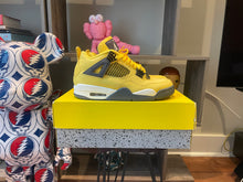 Load image into Gallery viewer, VNDS Jordan 4 “Lightning”
