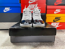 Load image into Gallery viewer, Jordan 11 “Concord”

