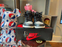 Load image into Gallery viewer, Jordan 1 “Shadow”
