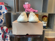Load image into Gallery viewer, Yeezy Foam Runner “Sand”
