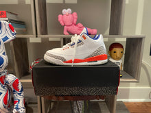 Load image into Gallery viewer, Jordan 3 “Knicks”

