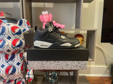Load image into Gallery viewer, 2015 Jordan 4 “Oreo”
