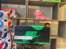 Load image into Gallery viewer, DS Jordan 1 “Lucky Green”
