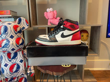 Load image into Gallery viewer, 2016 Jordan 1 “Black Toe”
