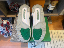 Load image into Gallery viewer, Jordan 3 “Pine Green”
