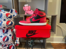 Load image into Gallery viewer, Jordan 1 85 “Varsity Red”
