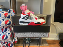 Load image into Gallery viewer, VNDS Jordan 4 “Fire Red”
