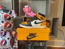 Load image into Gallery viewer, VNDS Jordan 1 “Taxi”
