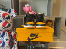 Load image into Gallery viewer, VNDS Jordan 1 “Taxi”
