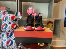 Load image into Gallery viewer, Jordan 11 “Bred”

