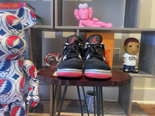 Load image into Gallery viewer, Jordan 4 “Bred”

