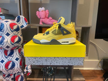Load image into Gallery viewer, VNDS Jordan 4 “Lightning”
