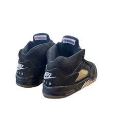 Load image into Gallery viewer, Jordan 5 "Black Metallic"
