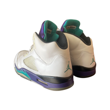 Load image into Gallery viewer, Jordan 5 "Grape"
