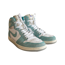 Load image into Gallery viewer, Jordan 1 "Turbo Green"
