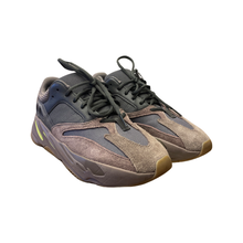 Load image into Gallery viewer, Yeezy 700 "Mauve"

