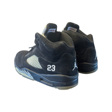 Load image into Gallery viewer, 2011 Jordan 5 "Black Metallic"
