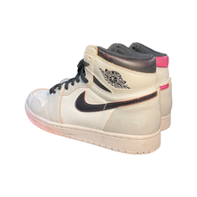 Load image into Gallery viewer, Jordan 1 "NYC to Paris"
