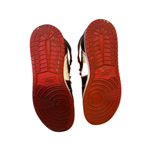 Load image into Gallery viewer, Jordan 1 "Bloodline"
