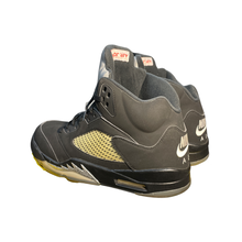 Load image into Gallery viewer, Jordan 5 "Black Metallic"
