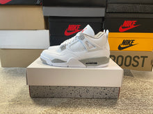 Load image into Gallery viewer, DS Jordan 4 “White Oreo”
