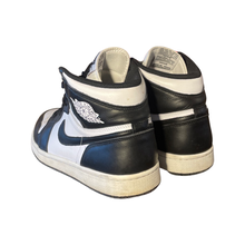 Load image into Gallery viewer, 2014 Jordan 1 “Black White”
