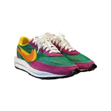 Load image into Gallery viewer, VNDS Nike Sacai “Pine Green”
