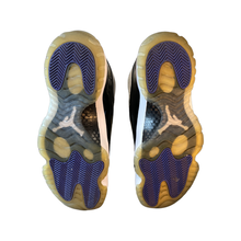 Load image into Gallery viewer, Jordan 11 “Concord”
