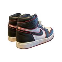 Load image into Gallery viewer, Jordan 1 “Bloodline”

