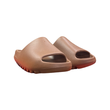 Load image into Gallery viewer, VNDS Yeezy Slide “Flax”
