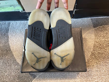 Load image into Gallery viewer, Jordan 5 “Black Metallic”
