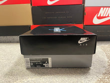 Load image into Gallery viewer, Jordan 11 Low “Legend Blue”

