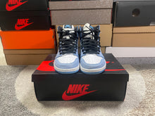Load image into Gallery viewer, Jordan 1 “University Blue”
