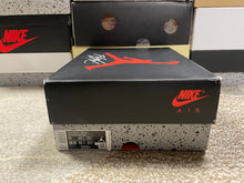 Load image into Gallery viewer, Jordan 4 “Fire Red”
