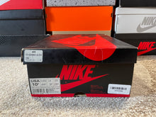 Load image into Gallery viewer, 2016 Jordan 1 “Banned”
