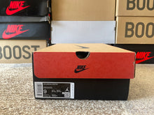 Load image into Gallery viewer, Jordan 11 “Bred”
