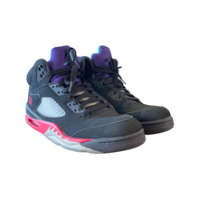 Load image into Gallery viewer, Jordan 5 “Top 3”
