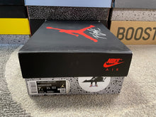 Load image into Gallery viewer, Jordan 4 “Fire Red”
