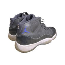 Load image into Gallery viewer, Jordan 11 “Space Jam”
