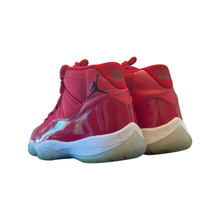 Load image into Gallery viewer, Jordan 11 “Win Like 96”
