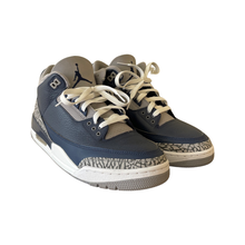 Load image into Gallery viewer, VNDS Jordan 3 “Georgetown”
