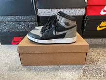 Load image into Gallery viewer, Jordan 1 “Shadow”
