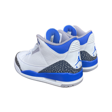 Load image into Gallery viewer, Jordan 3 “Racer Blue”
