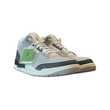 Load image into Gallery viewer, VNDS Jordan 3 “Chlorophyll”
