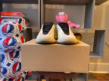 Load image into Gallery viewer, Yeezy 700 “Safflower”
