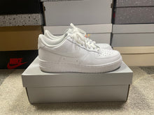 Load image into Gallery viewer, VNDS Nike Air Force 1 “White”
