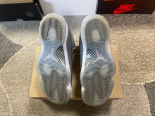 Load image into Gallery viewer, Jordan 11 “Cool Grey”
