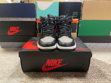 Load image into Gallery viewer, VNDS Jordan 1 “Shadow”
