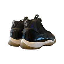 Load image into Gallery viewer, Jordan 11 “Space Jam”
