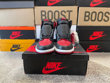 Load image into Gallery viewer, DS Jordan 1 “Banned”
